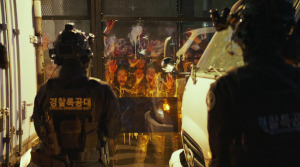 Colony - Film Screenshot 3