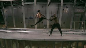 Invincible Dragon - Film Screenshot 10