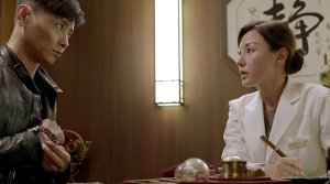 Invincible Dragon - Film Screenshot 2