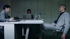 Killing for the Prosecution - Film Screenshot 2