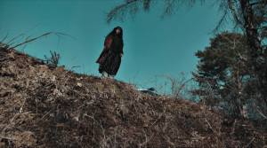 The Woman in the White Car - Film Screenshot 10